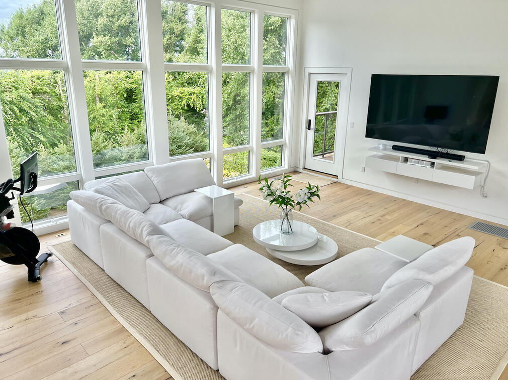 Living Room Back